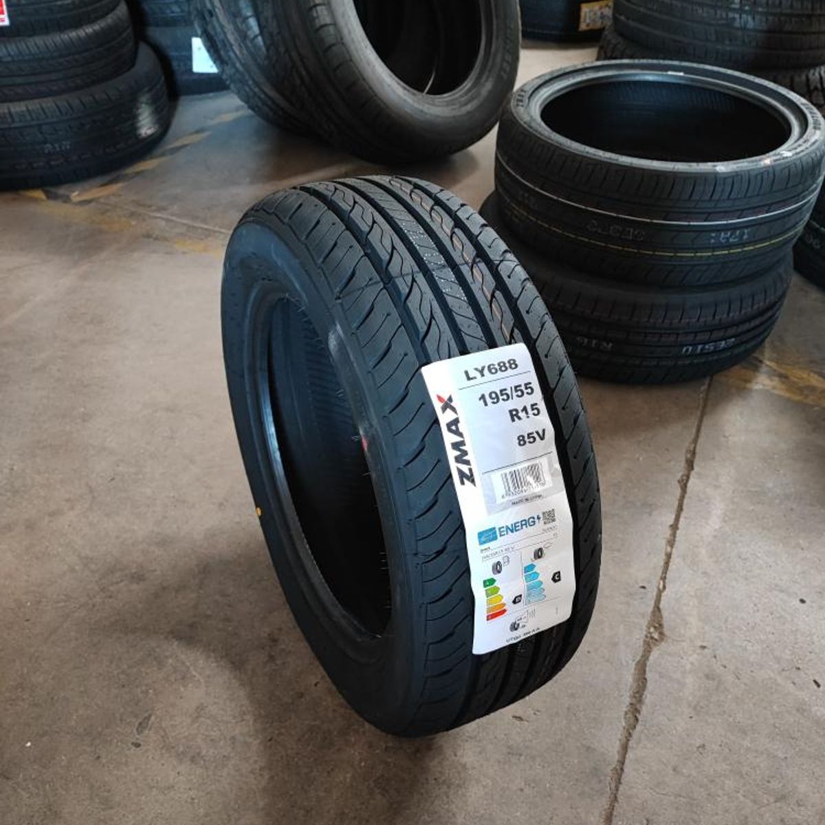 GENERICO - Neumatico 19555 R15 Zmax Ly688 85v