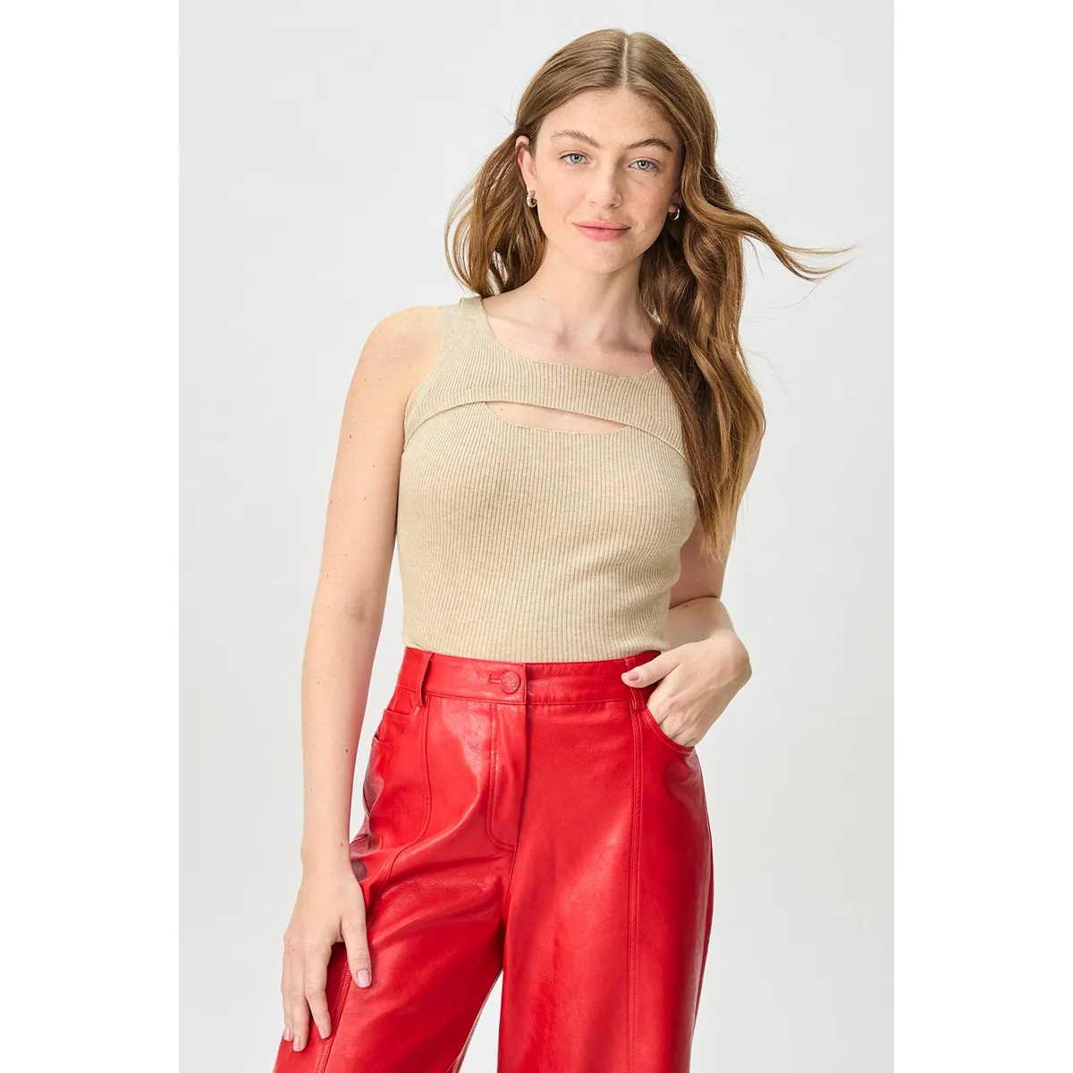 IO - Polera Sin Mangas Beige Mujer Io