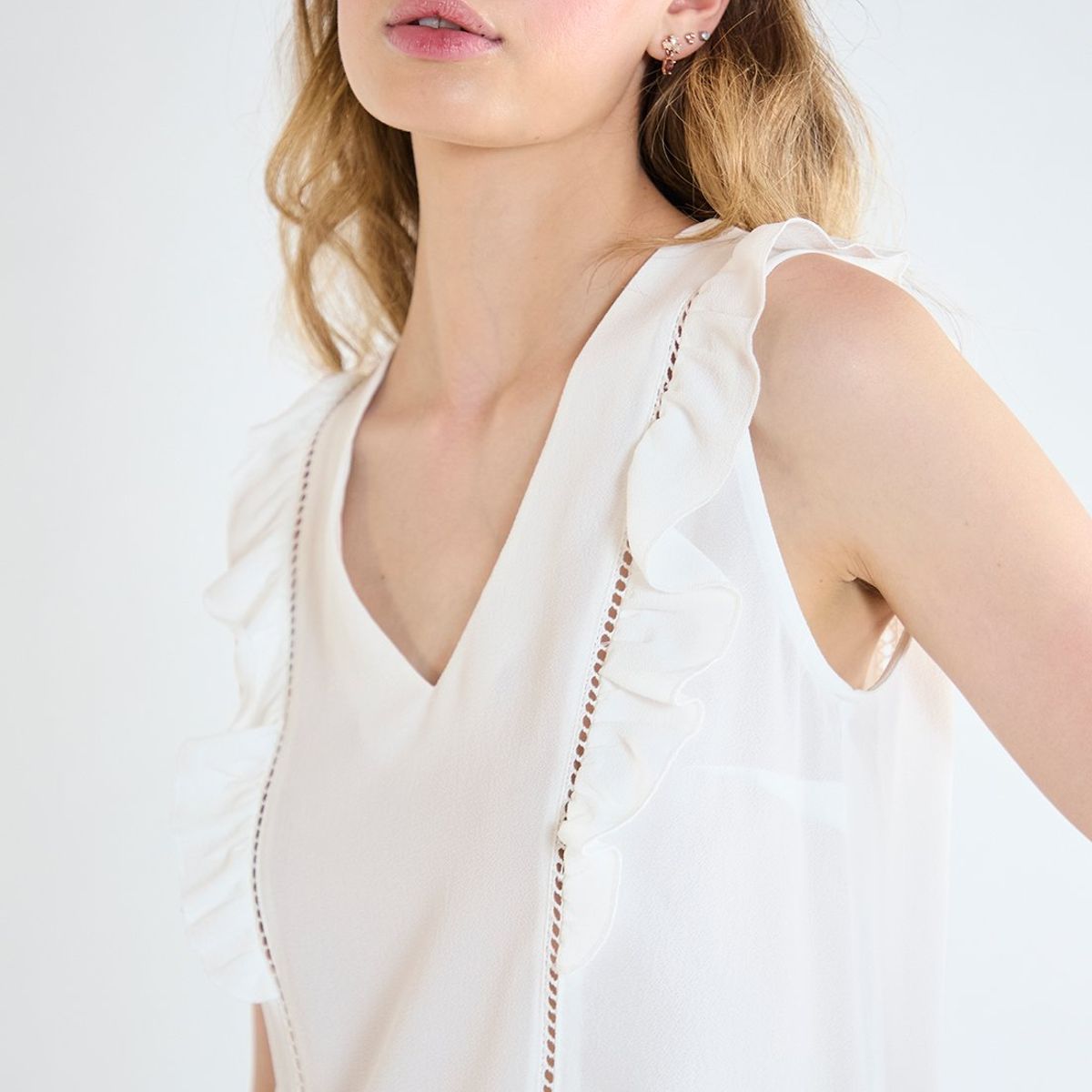 IO - Blusa Sin Mangas Crudo Mujer Io