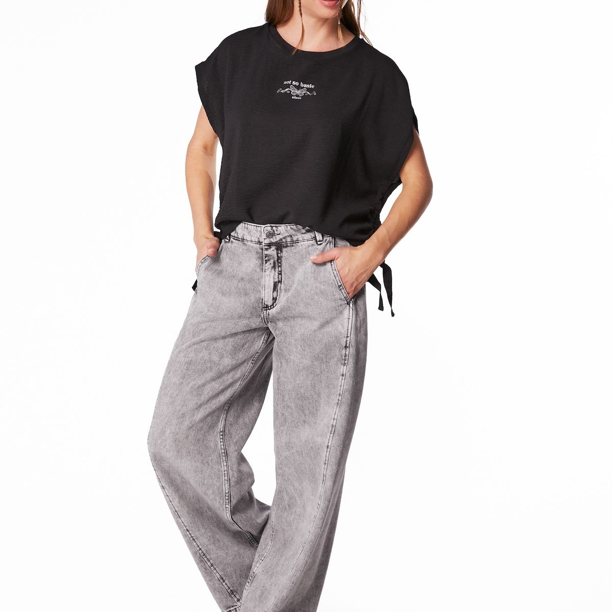 EFESIS - POLERA RITSU REGULAR RECOGIDO EN COSTADOS ANIMAL PRINT - Negro - S