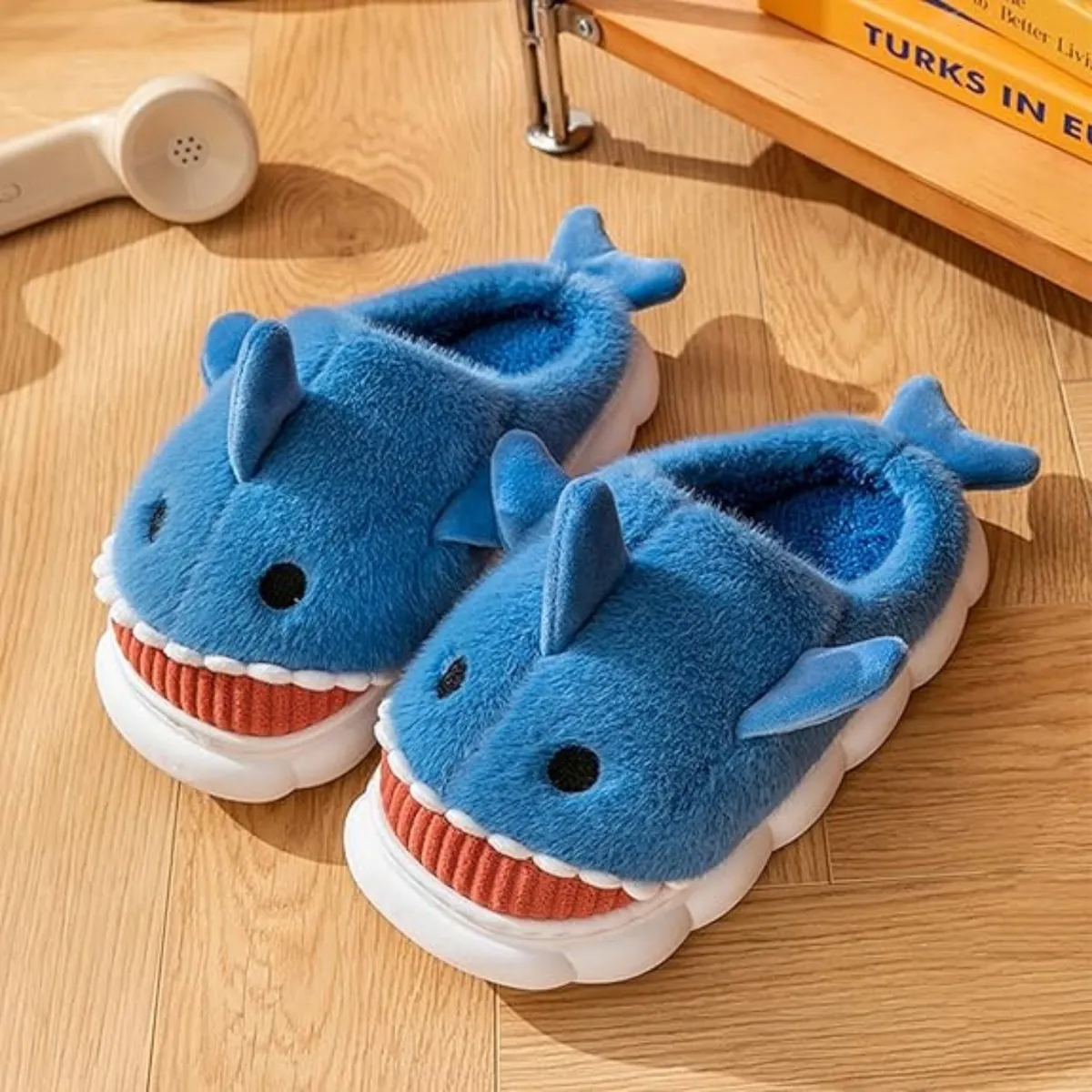 LIKE SHOP - Pantufla Zapato Descanso Niños Diseños Tiburón suela Confortable 4245