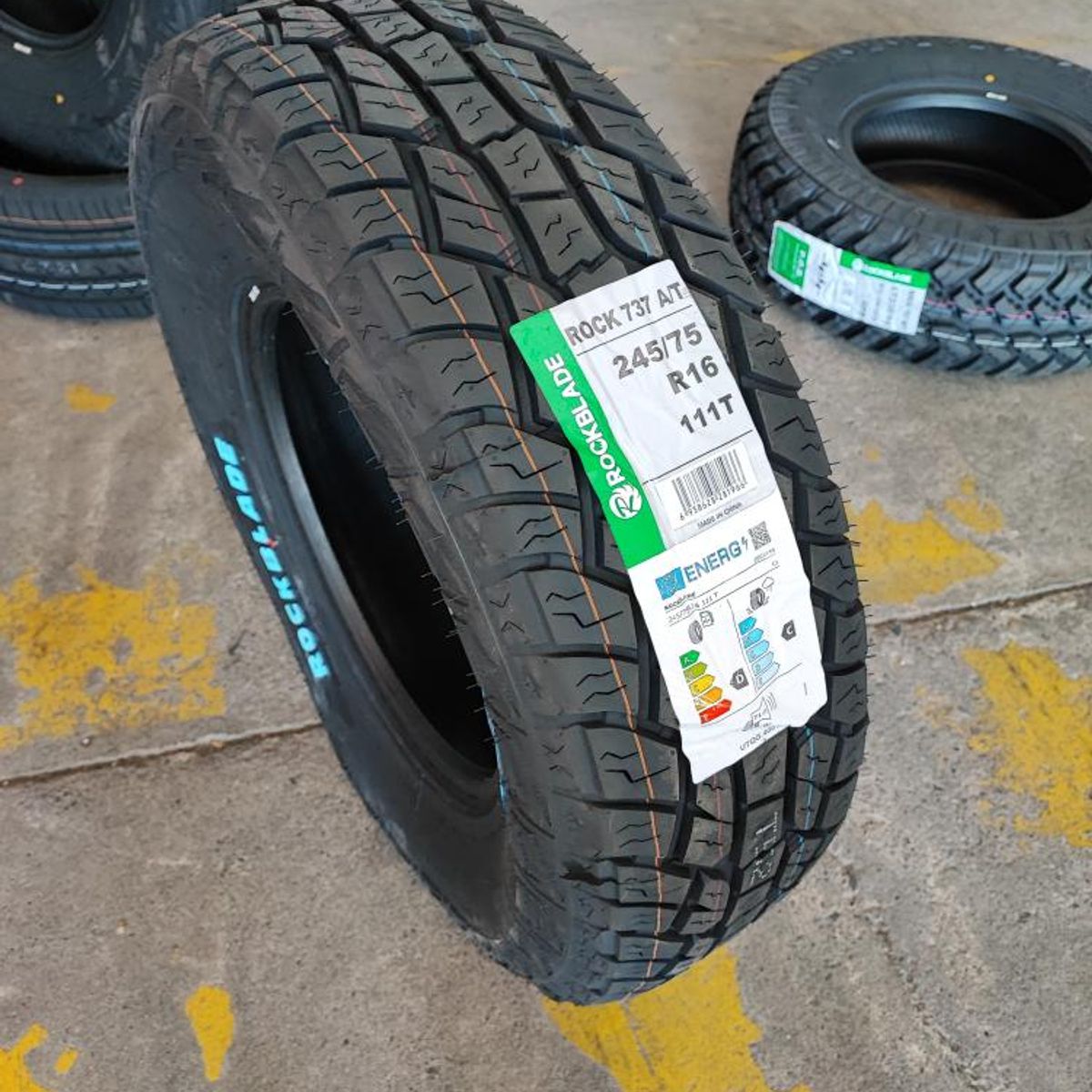 ROCKBLADE - Neumatico 24575 r16 w Rockblade Rock 737 at 111t