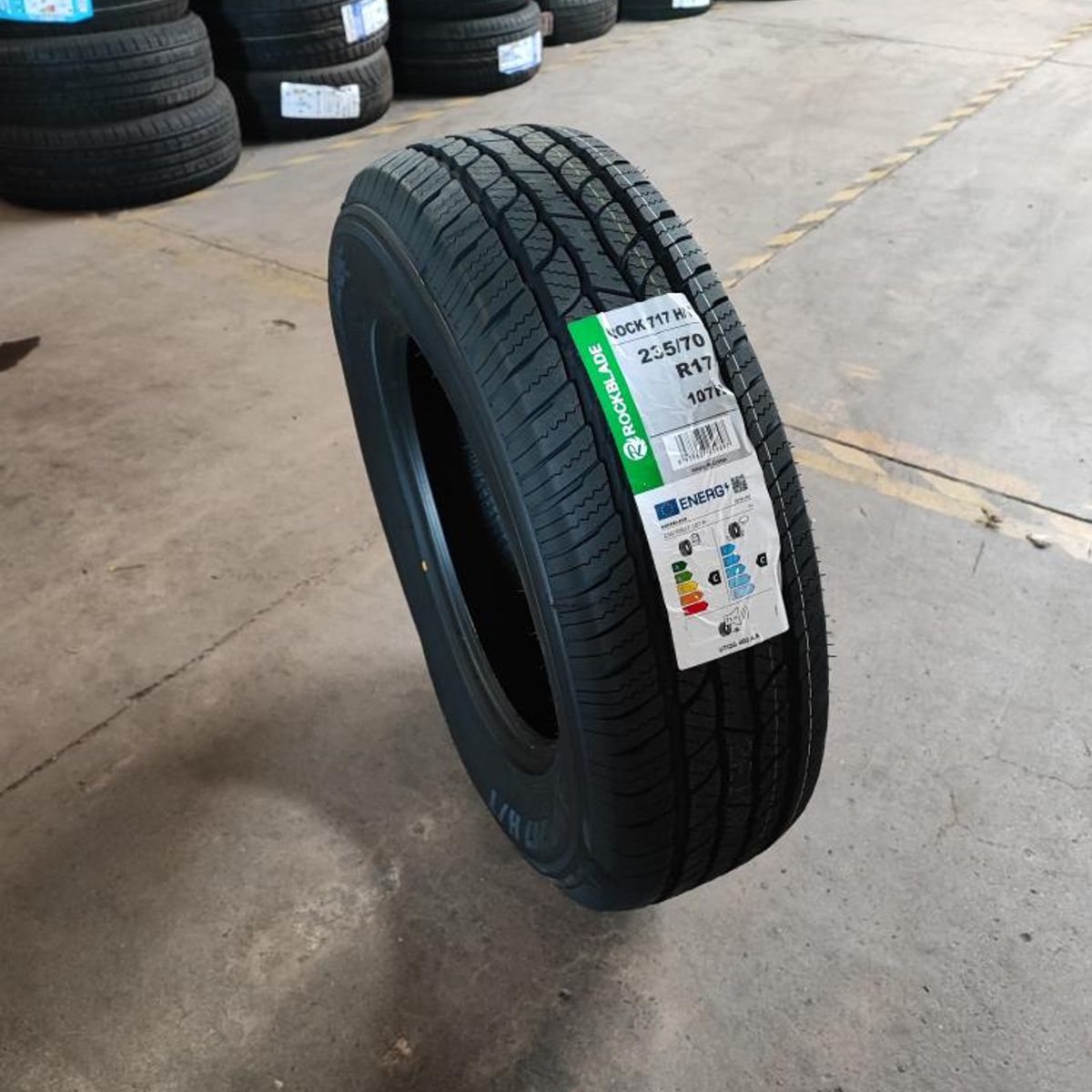 ROCKBLADE - Neumatico 23570 r17 Rockblade Rock 717 ht 107h