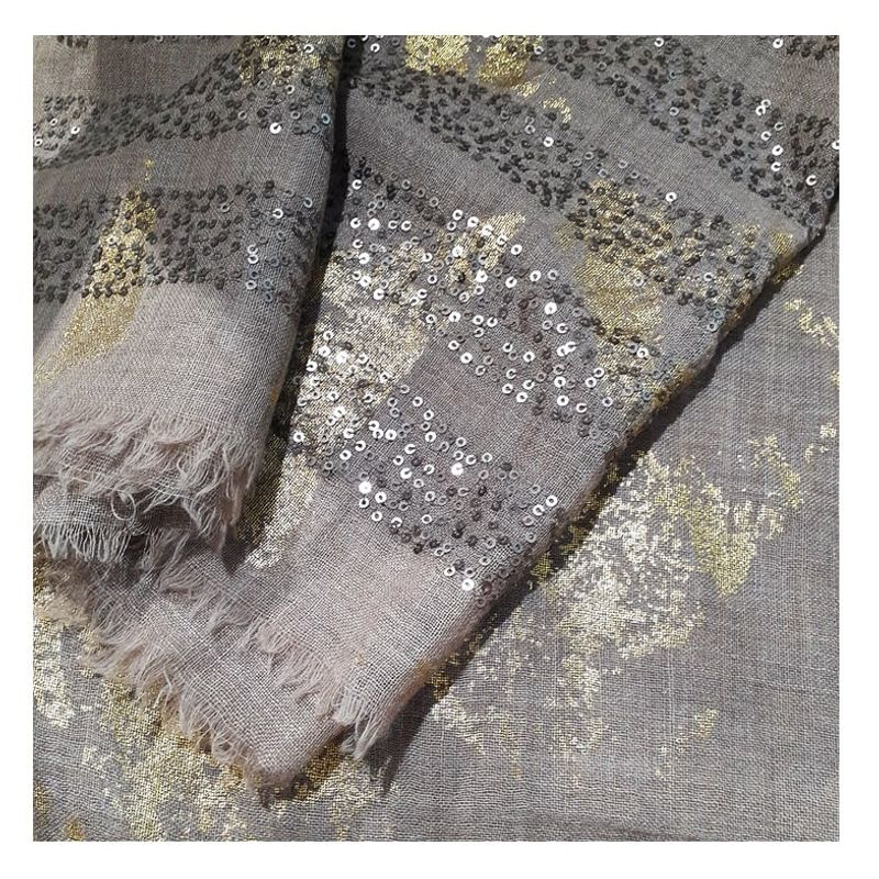 VANE COLLECTION - Pañoleta echarpe capuccino 92% Lana 8% Seda bordada con lentejuelas