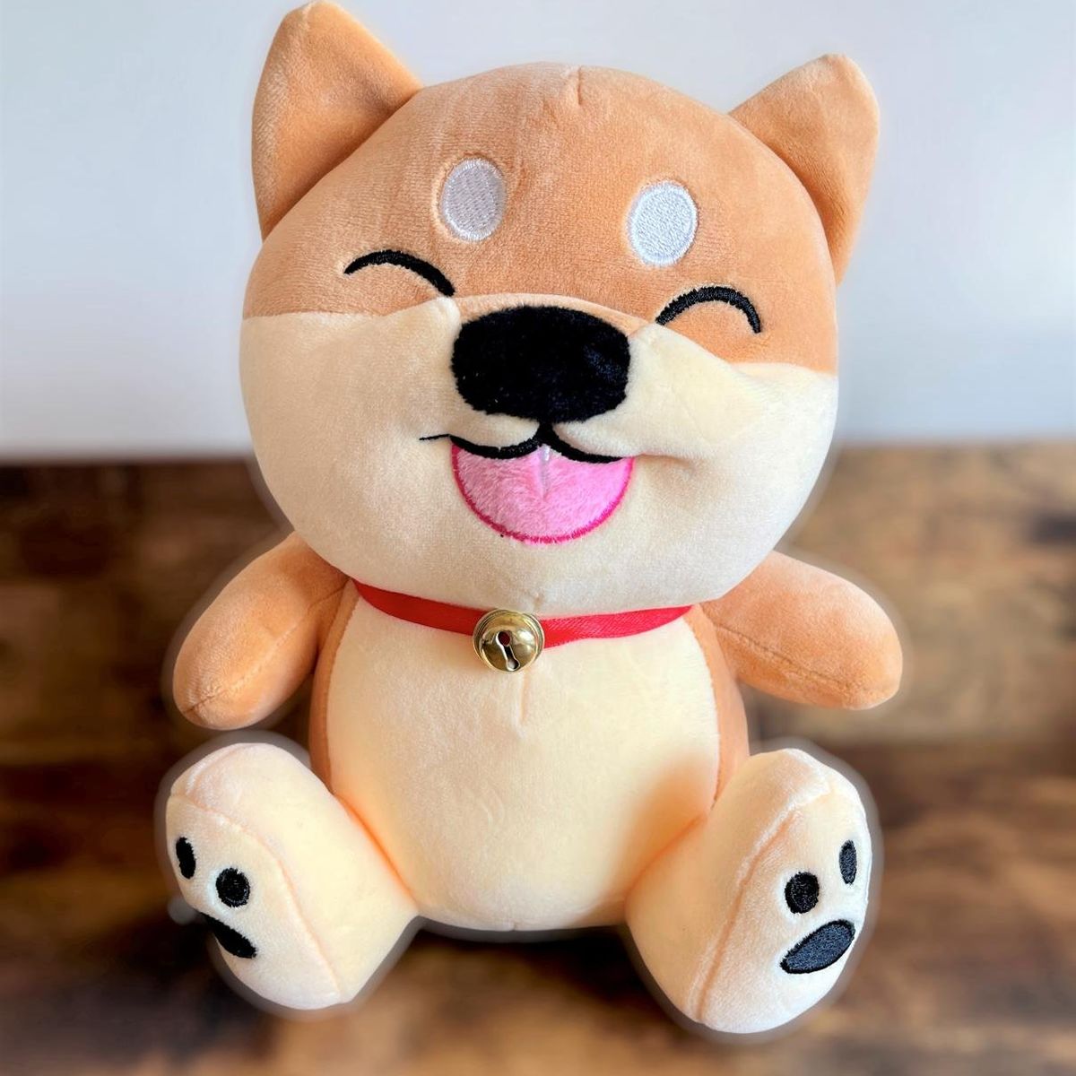 GENERICO - Peluche Perro Shiba Inu Beige con campana Kawaii