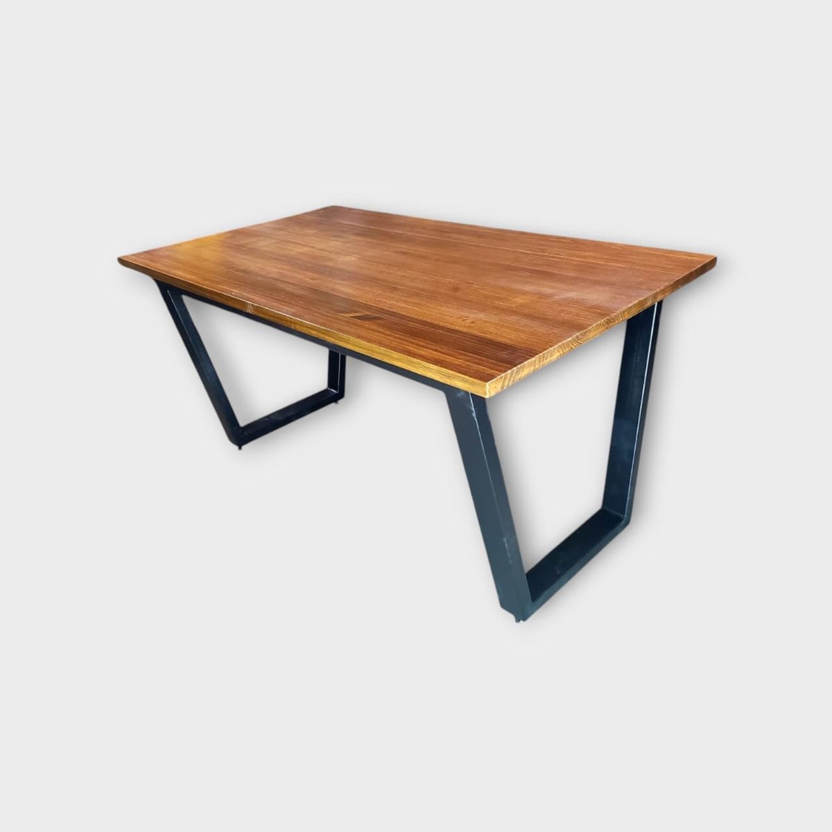 GENERICO - MESA DE COMEDOR INDUSTRIAL MODELO GRENOBLE NG