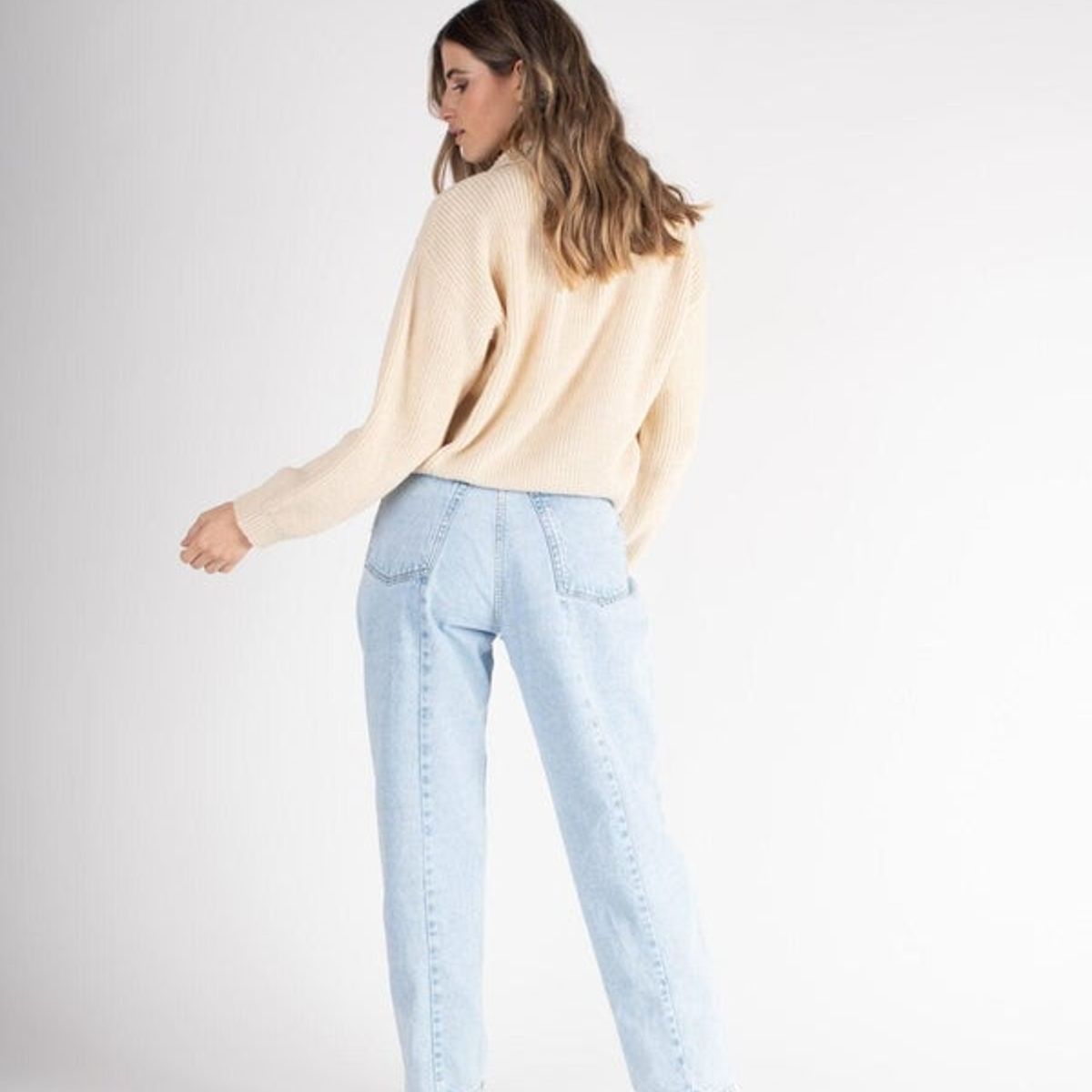 ME QUIERE MUCHO POQUITO NADA - Jeans Mom Celeste Tiro Alto - Influencers - MQM