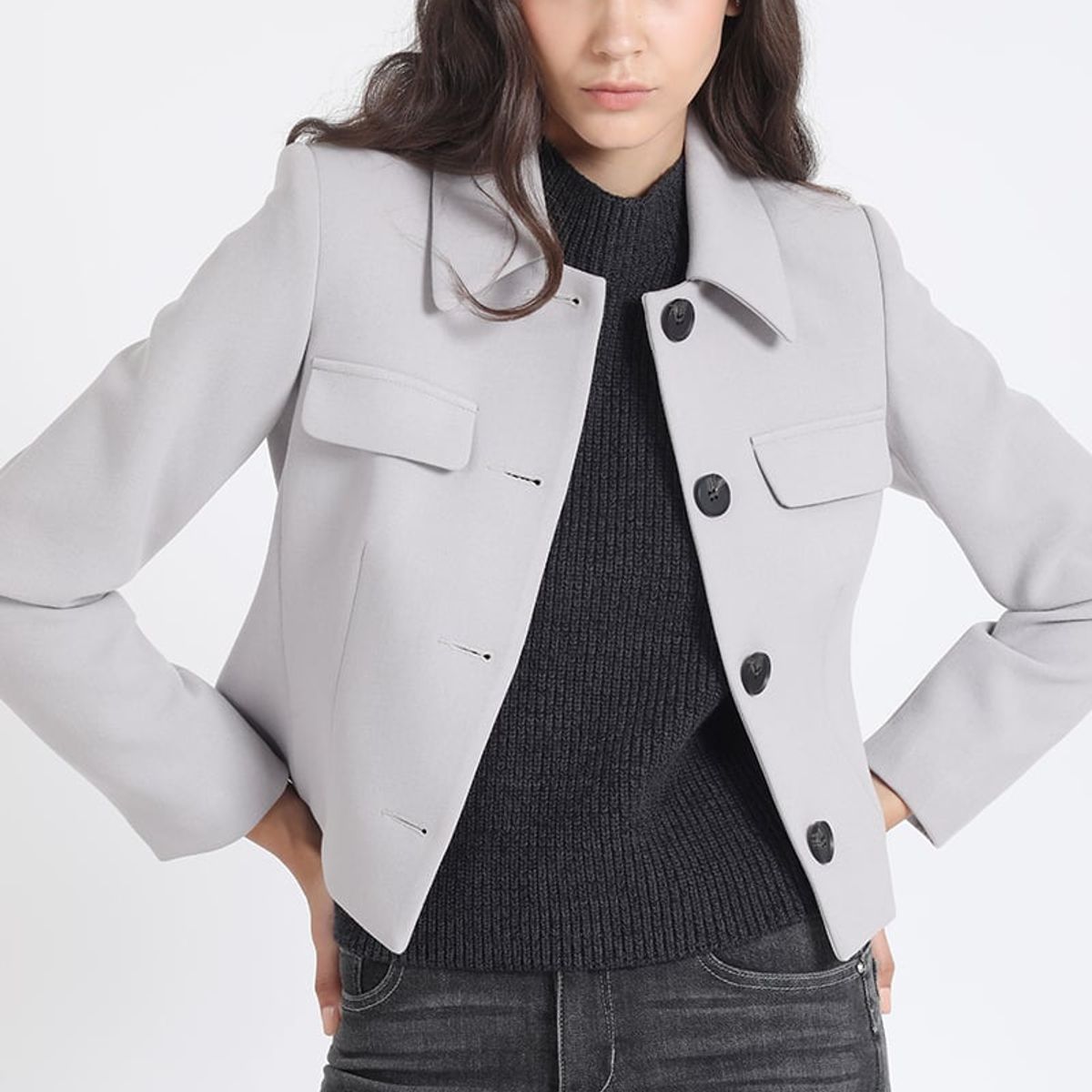 LIOLA - Chaqueta Crop Tapeta Decorativa, Gris Liola