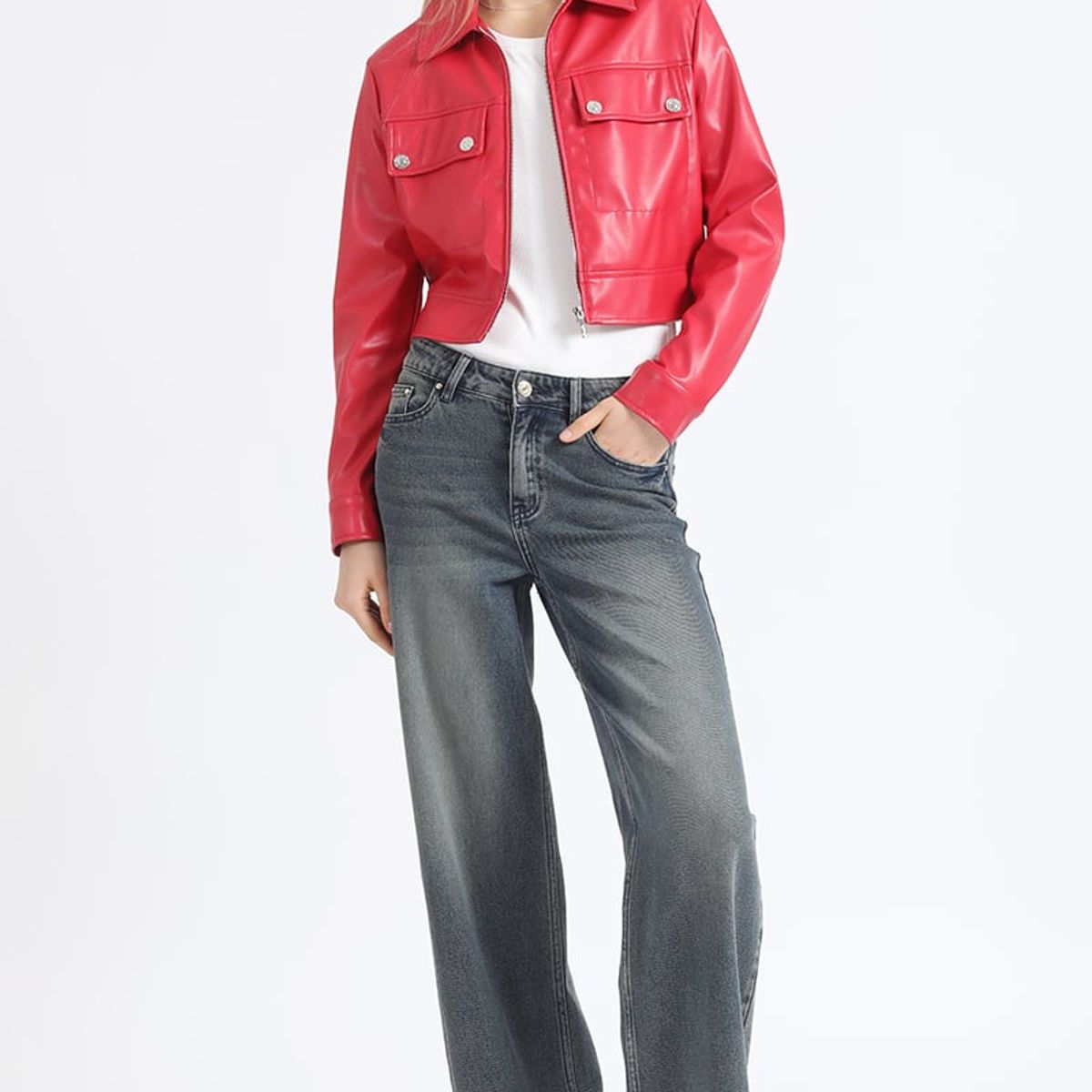 LIOLA - Chaqueta Crop Recta Efecto Cuero, Rojo Liola