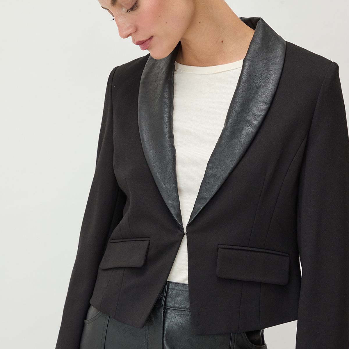 IO - Blazer Negro Mujer Io