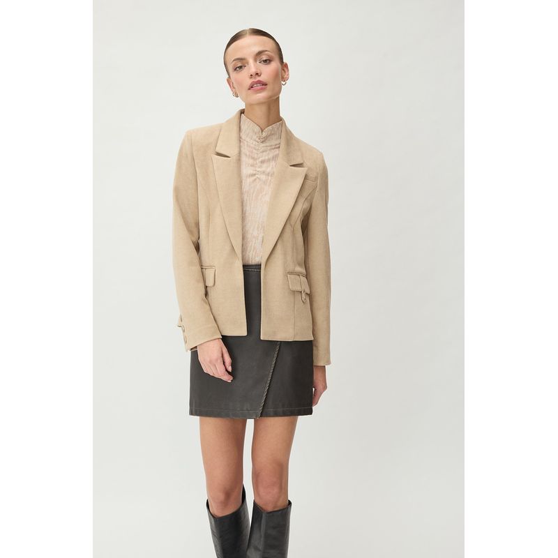 IO - Blazer Beige Mujer Io.