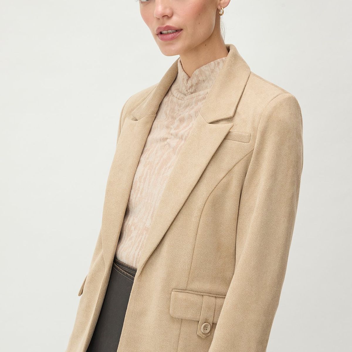 IO - Blazer Beige Mujer Io