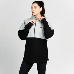 NEW BALANCE - Polerón Lifestyle Mujer Negro/Gris