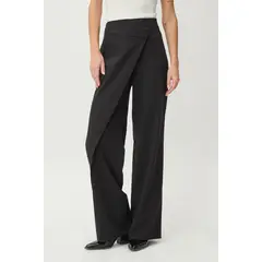 IO - Pantalon Negro Mujer
