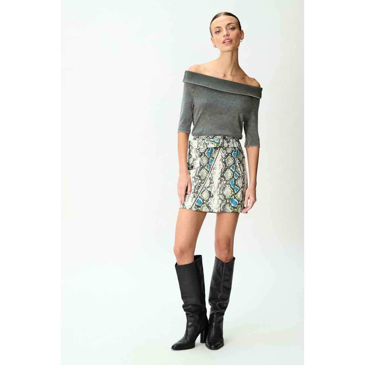 IO - Falda Corta Celeste Mujer Io