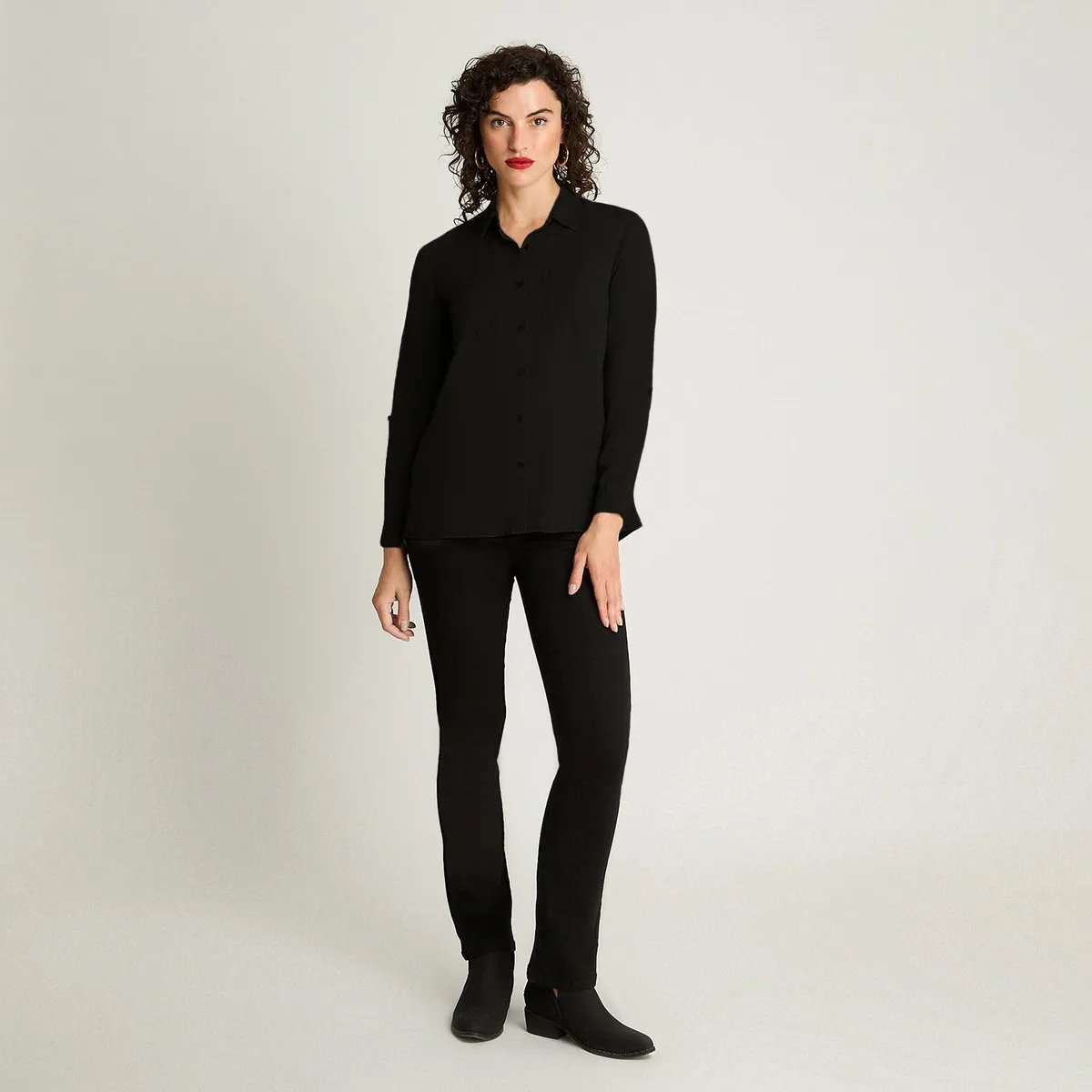 CURVI - Blusa Lyocel Color Negro