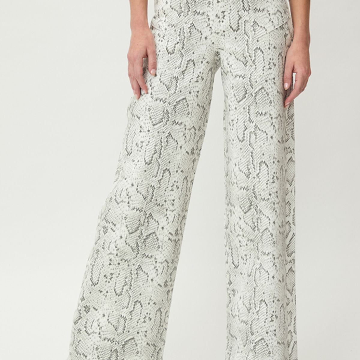 IO - Jeans Wide Crudo Mujer Io