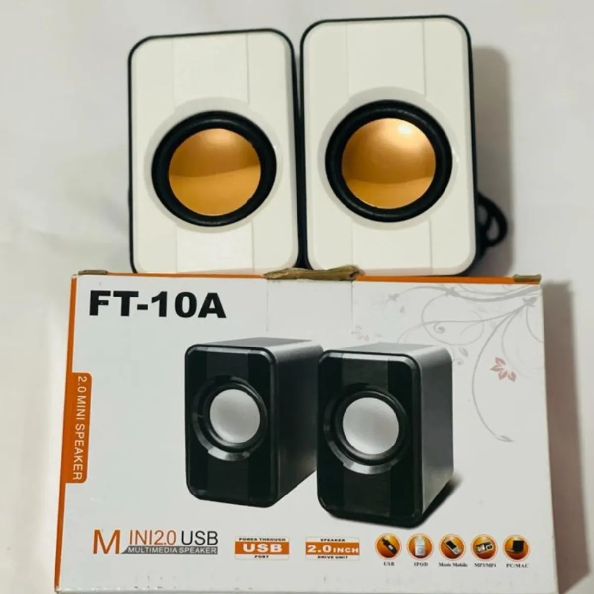 GENERICO - MINI ALTAVOZ 20 USB FT-10A NEGRO Y BLNCO