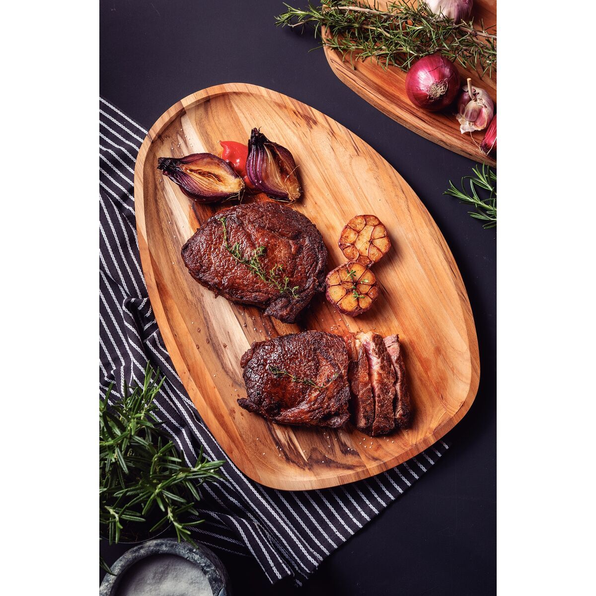 TRAMONTINA - Bandeja para Barbacoa Orgánica Tramontina de madera de teca FSC con acabado de aceite mineral 44x33 cm