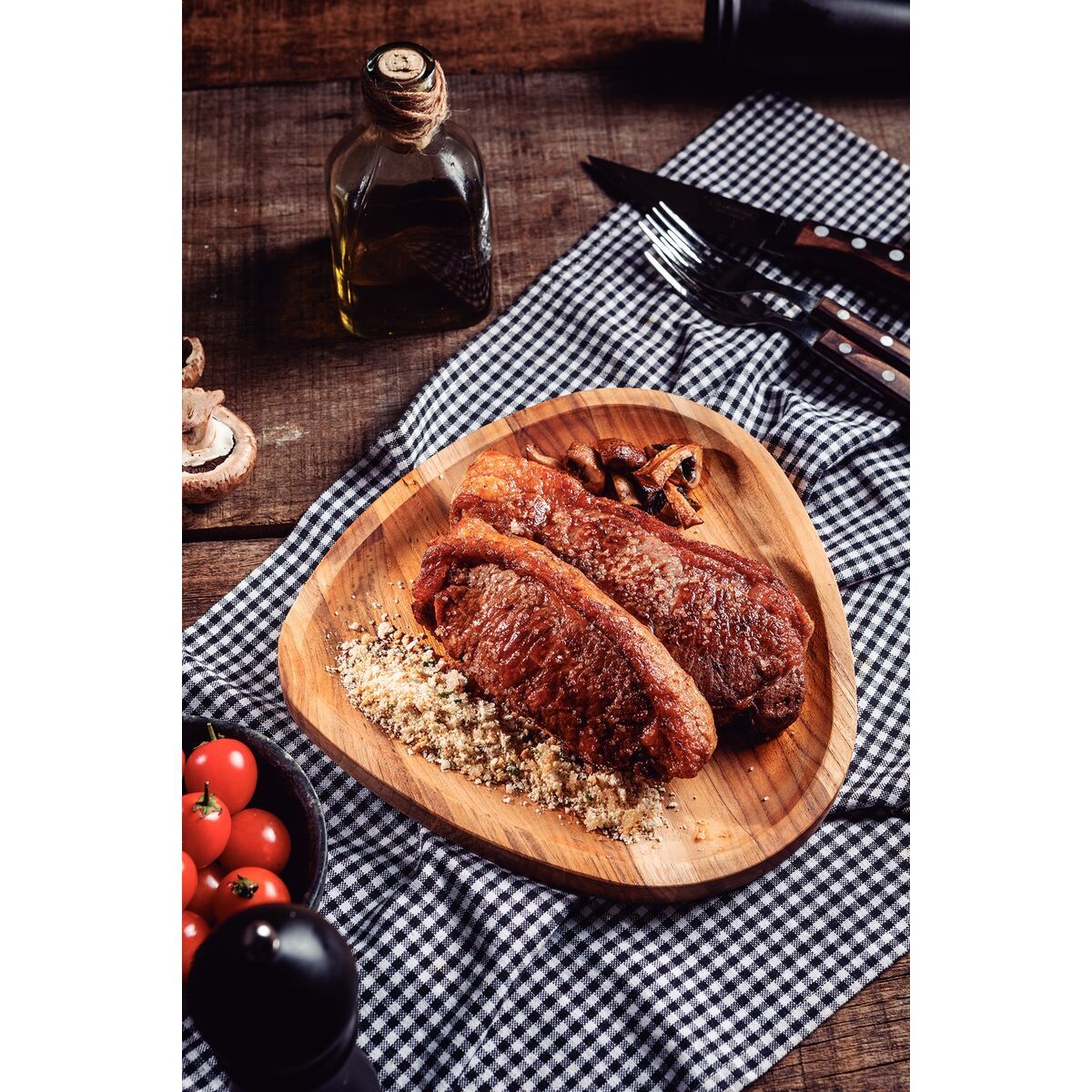 TRAMONTINA - Bandeja para Barbacoa Orgánica Tramontina de madera de teca FSC con acabado de aceite mineral 25x25 cm