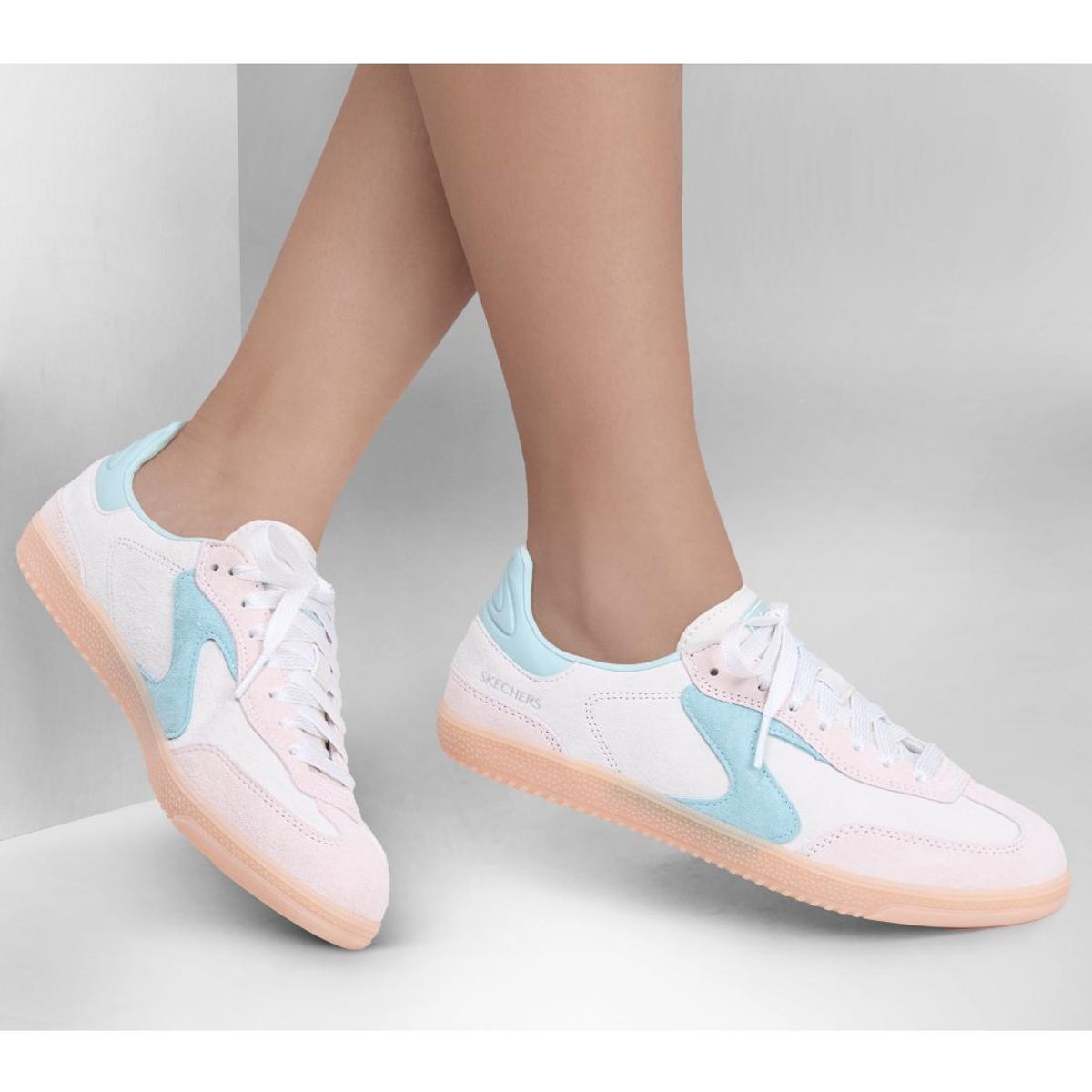 SKECHERS - Zapatilla Mujer Hotshot Natural AQ Skechers