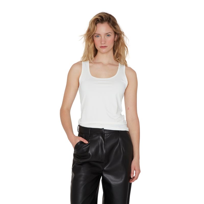 JACINTA TIENDA - Polera Basic blanca Jacinta Tienda