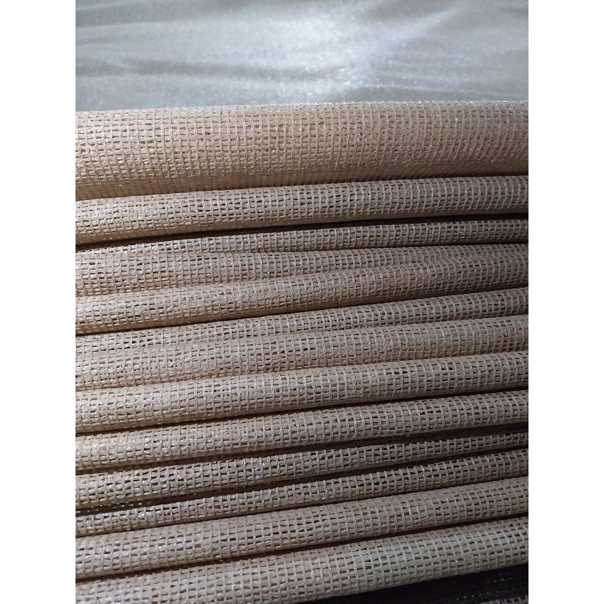 GENERICO - Malla raschel Beige café 2.10 de ancho 80% venta por metro lineal