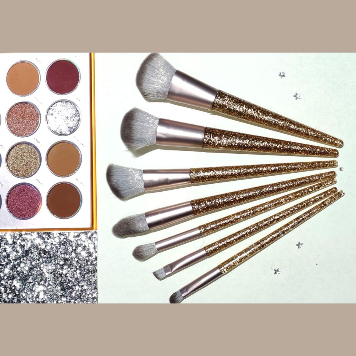 GENERICO - Set de 7 Brochas de Maquillaje Doradas