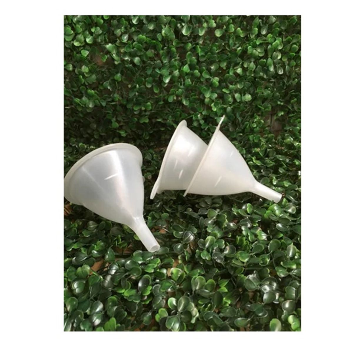 GENERICO - Pack 4 Embudos Plastico Chico 8Cm