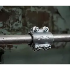 GENERICO - ABRAZADERA CORTA ACERO DC 38DN10