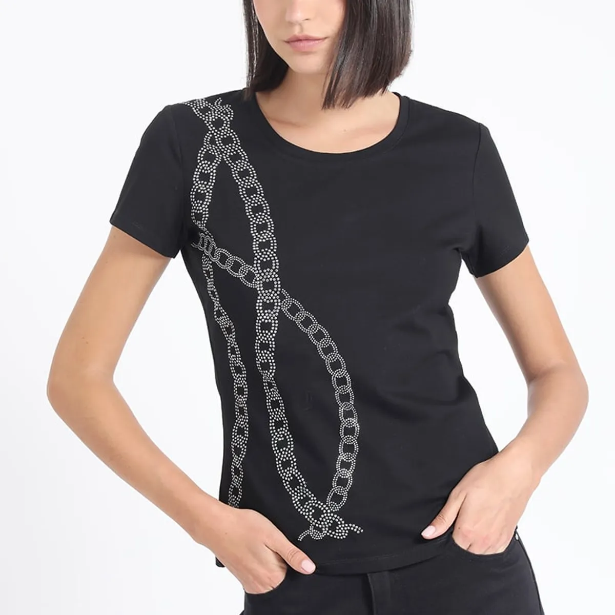 LIOLA - Polera Algodón Spandex, Cadena Strass, Negro Liola