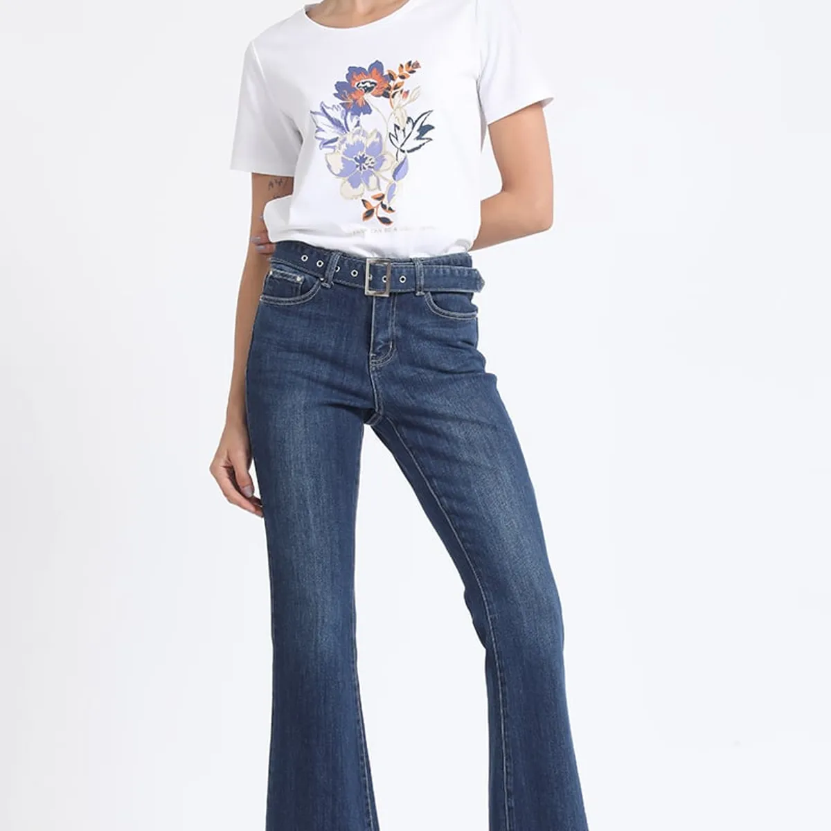 LIOLA - Polera Algodón, Estampado Flores Folia, Crudo Liola