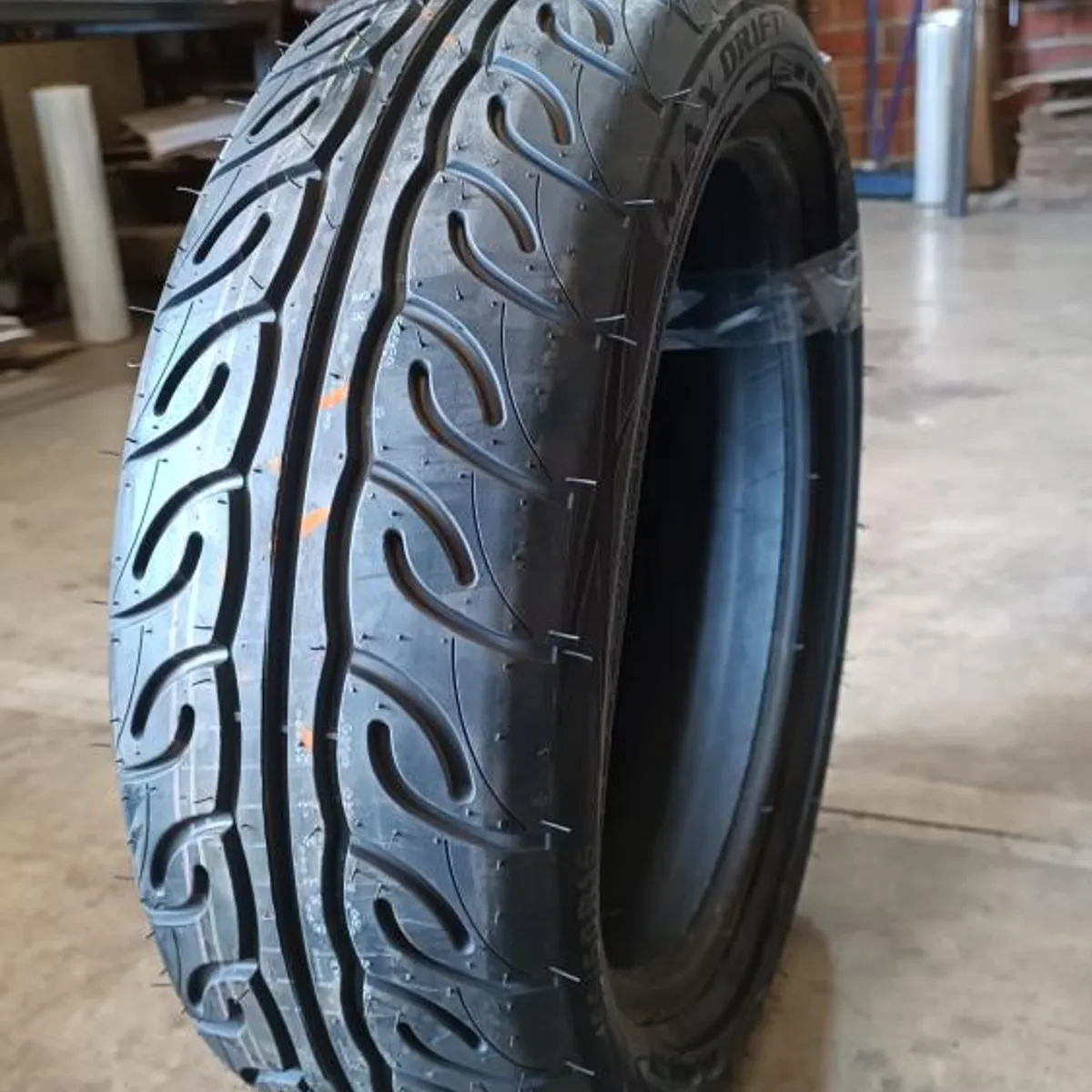 GENERICO - NEUMATICO 16550 R15 SUMAXX MAXDRIFTINGZ1 RACE HT 72V TL