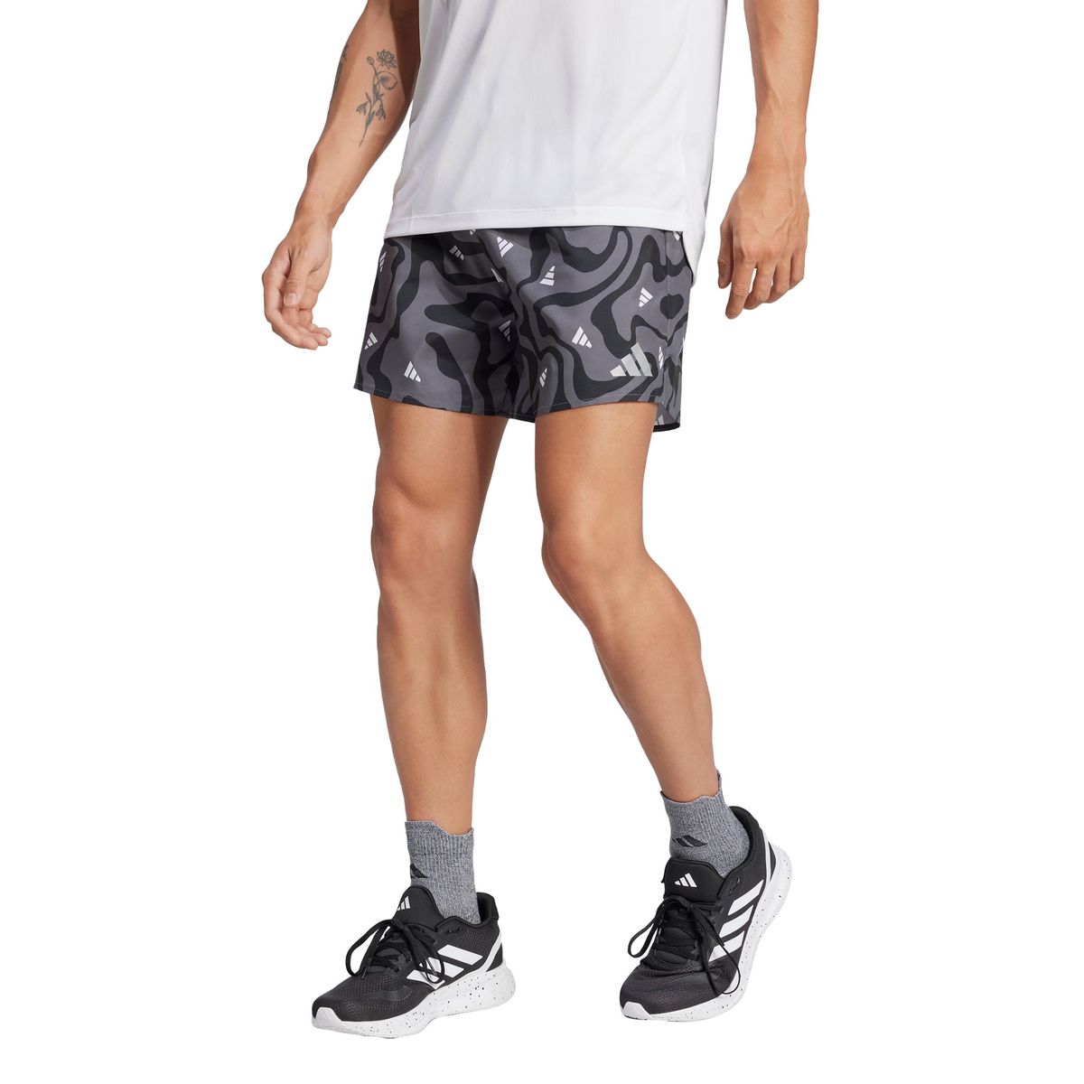 ADIDAS - Shorts Run It Brand Love