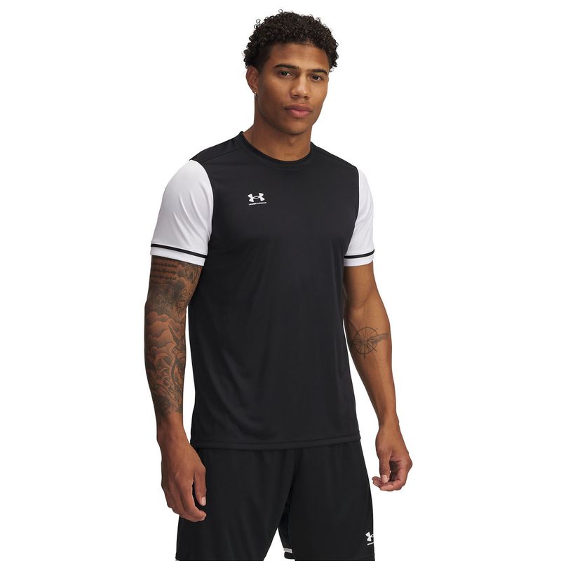 UNDER ARMOUR - Polera Manga Corta Ua Challenger Jersey Negro Para Homb UNDER ARMOUR.-