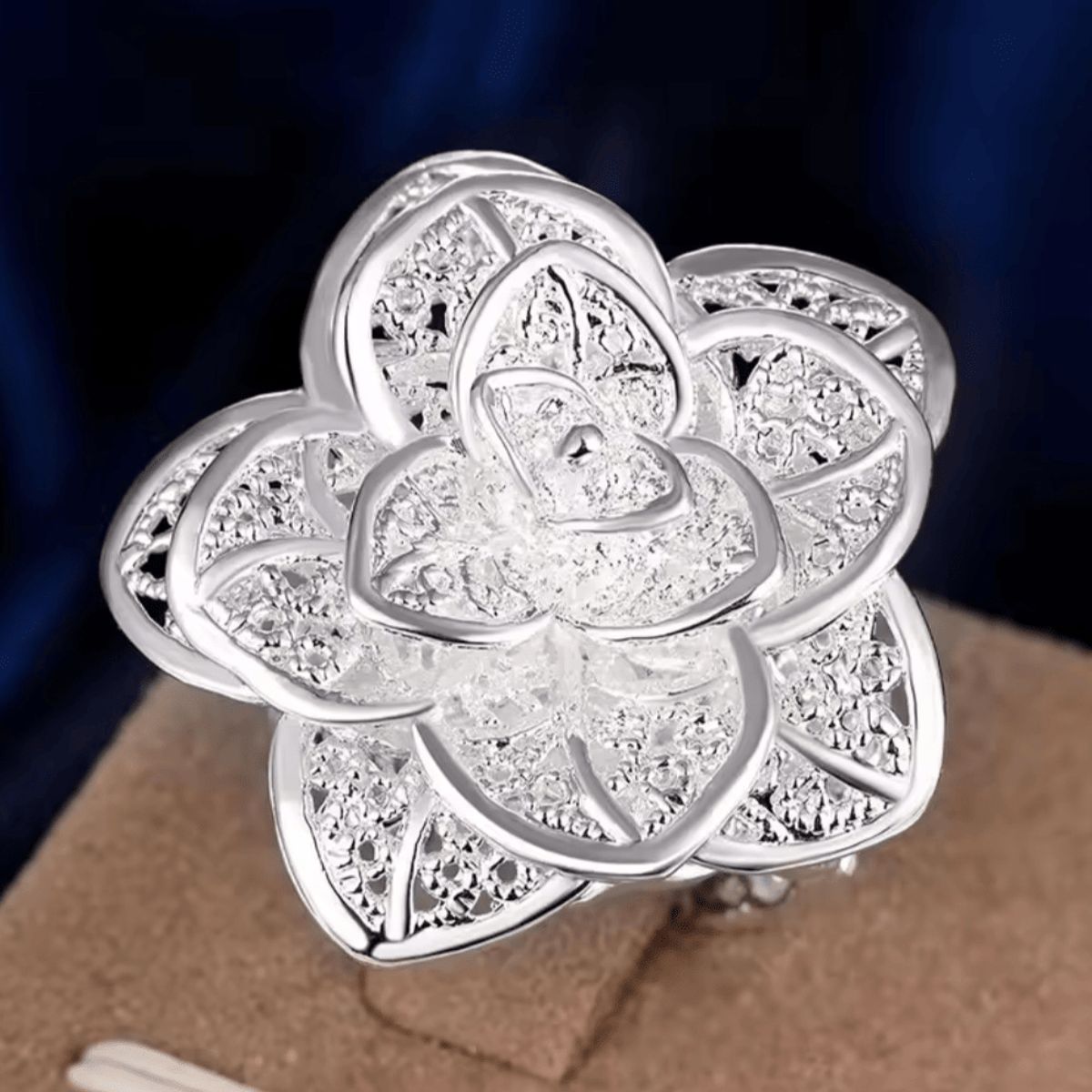 GENERICO - Anillo Ajustable Rosa plateado