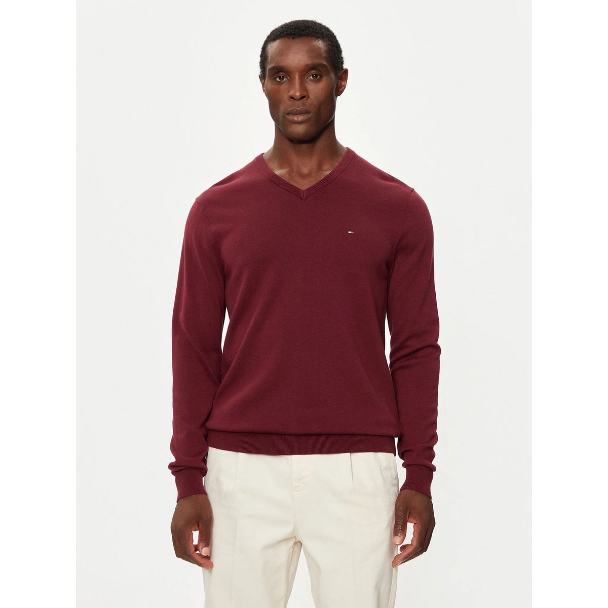 TOMMY HILFIGER - Sweater Básico Signature V-Neck Burdeo Tommy Hilfiger