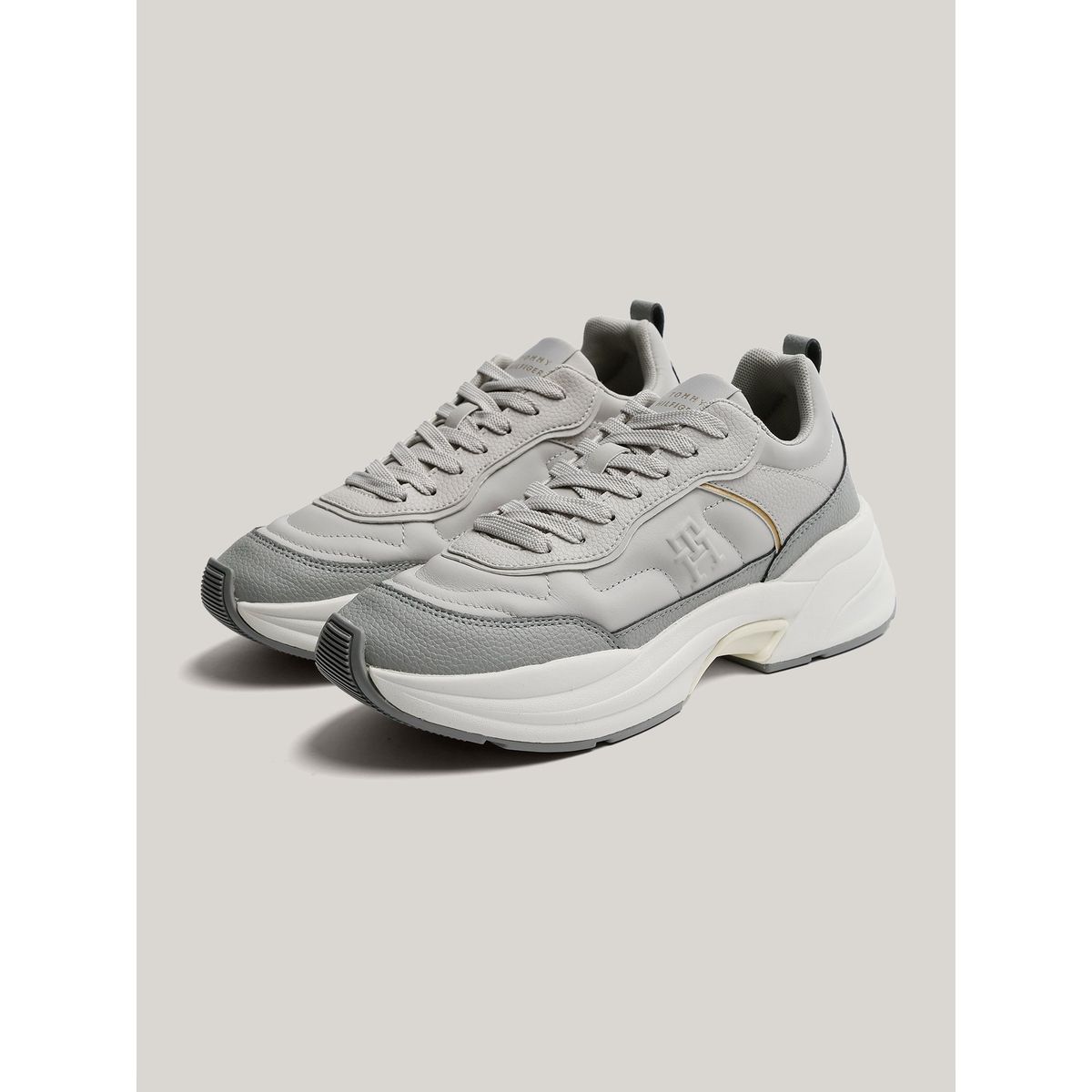 TOMMY HILFIGER - Zapatillas De Cuero Chunky Dressy Gris Tommy Hilfiger