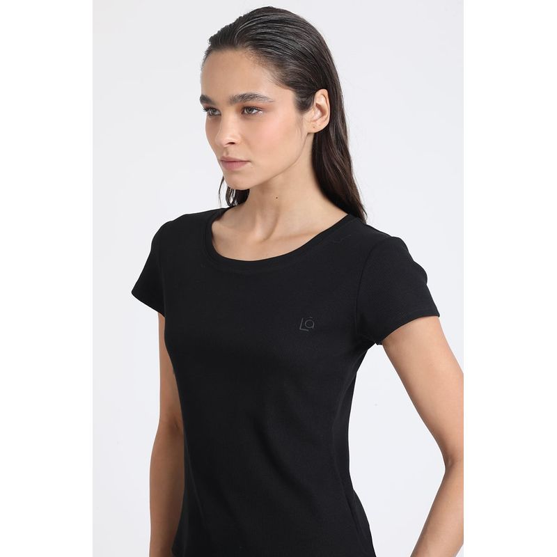 LIOLA - Polera Basica Algodón Ribb Negro Liola