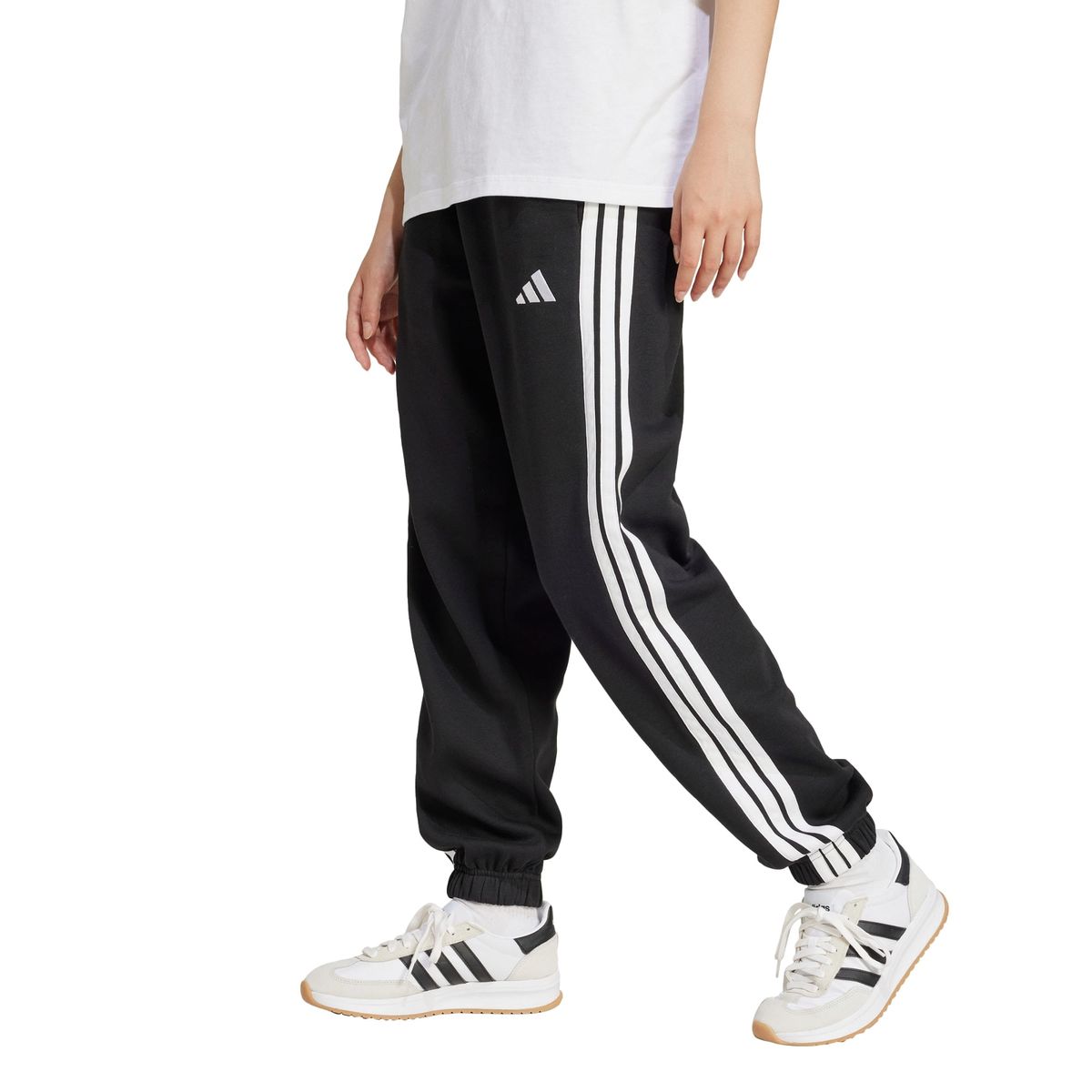ADIDAS - Pantalón Essentials Fleece 3 Tiras Corte Holgado