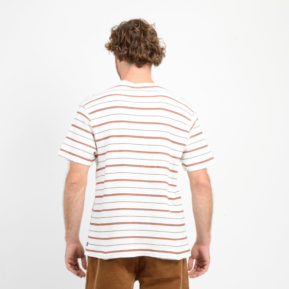 O'NEILL - POLERA MANGA CORTA BOLDER II BEIGE CLARO