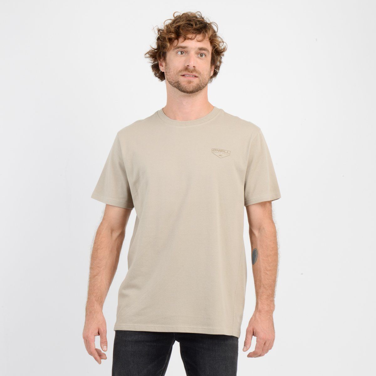 O'NEILL - POLERA MANGA CORTA DAYBREAK  BEIGE OSCURO