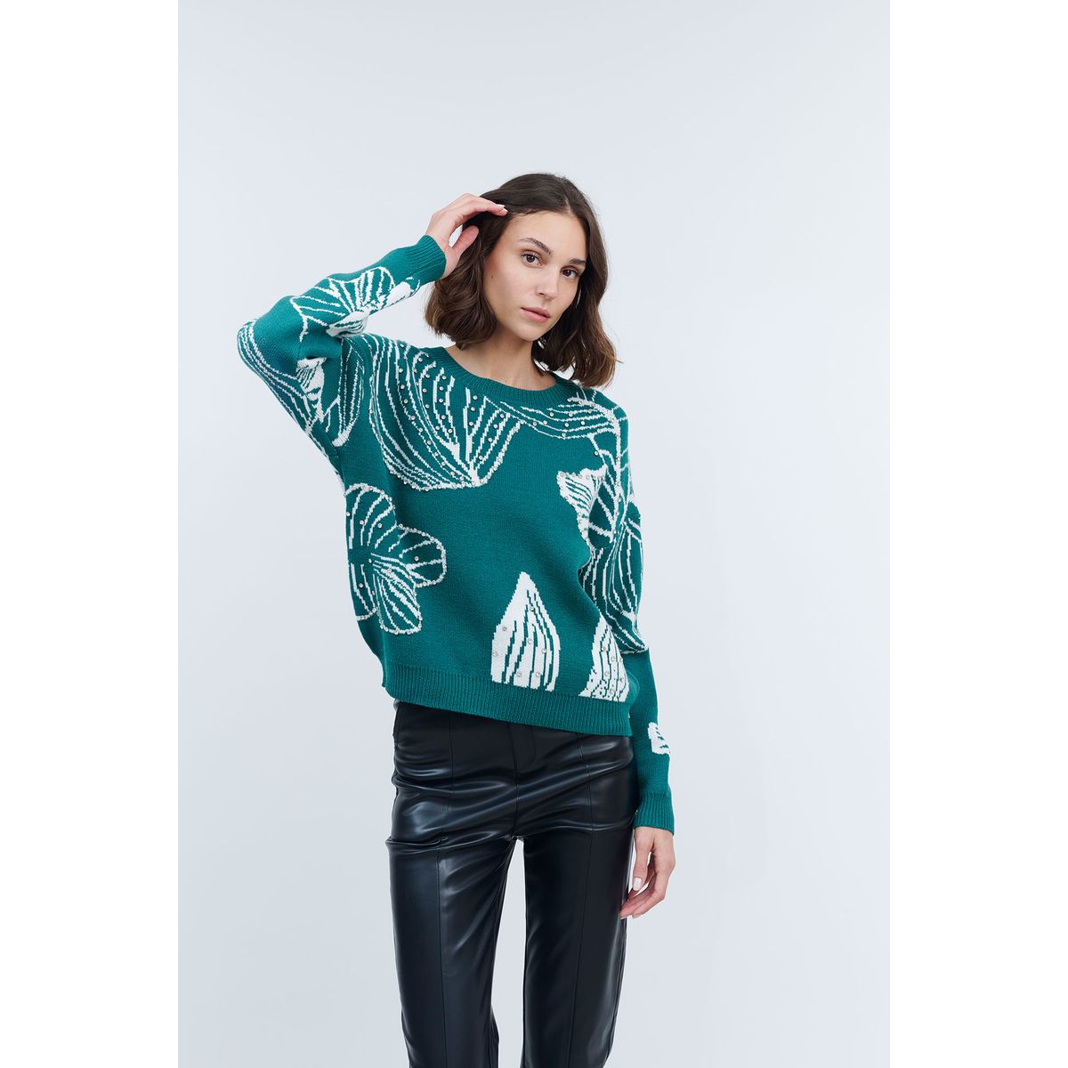GUINDA - Sweater  cuello redondo con hojas y brillos Melya