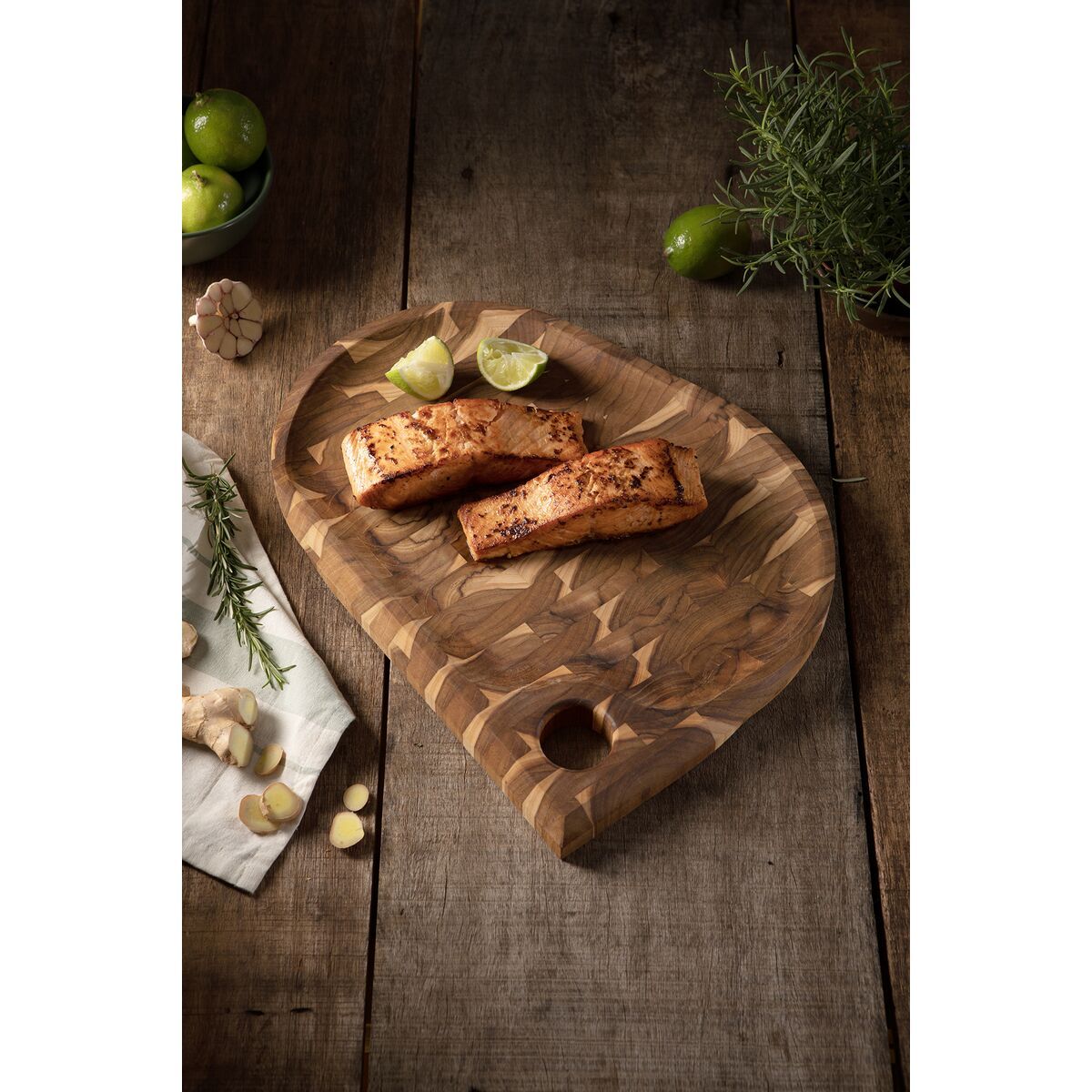 TRAMONTINA - Tabla para Servir Tramontina Folium en Madera de Teca FSC Acabado Aceite