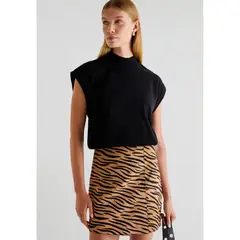 SCALPERS - Polera Cuello Perkins