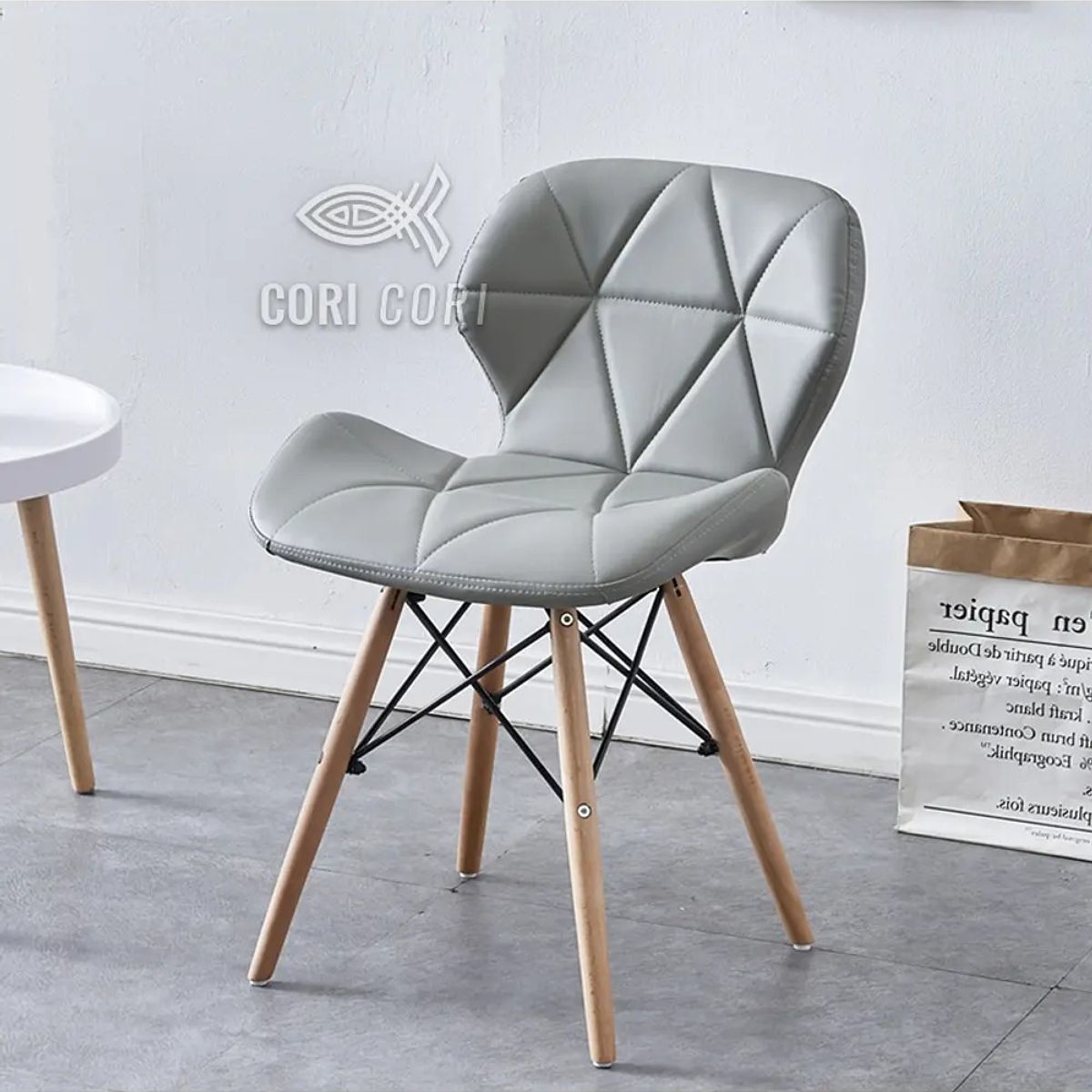 CORI CORI - Pack Manicurista Eames - Tipo Escritorio Blanco + Silla Gris