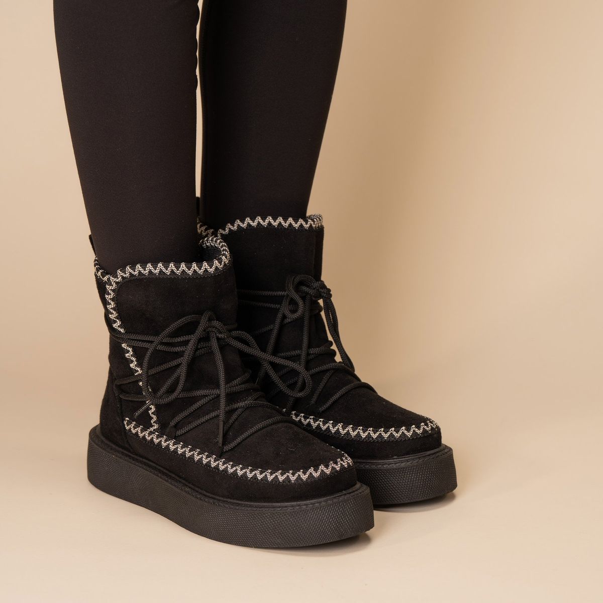 CHINITOWN - Botín Mujer Negro Liora Chinitwon