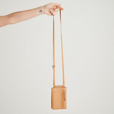 Imagen 2 del producto Porta Celular Eco Cuero Camel