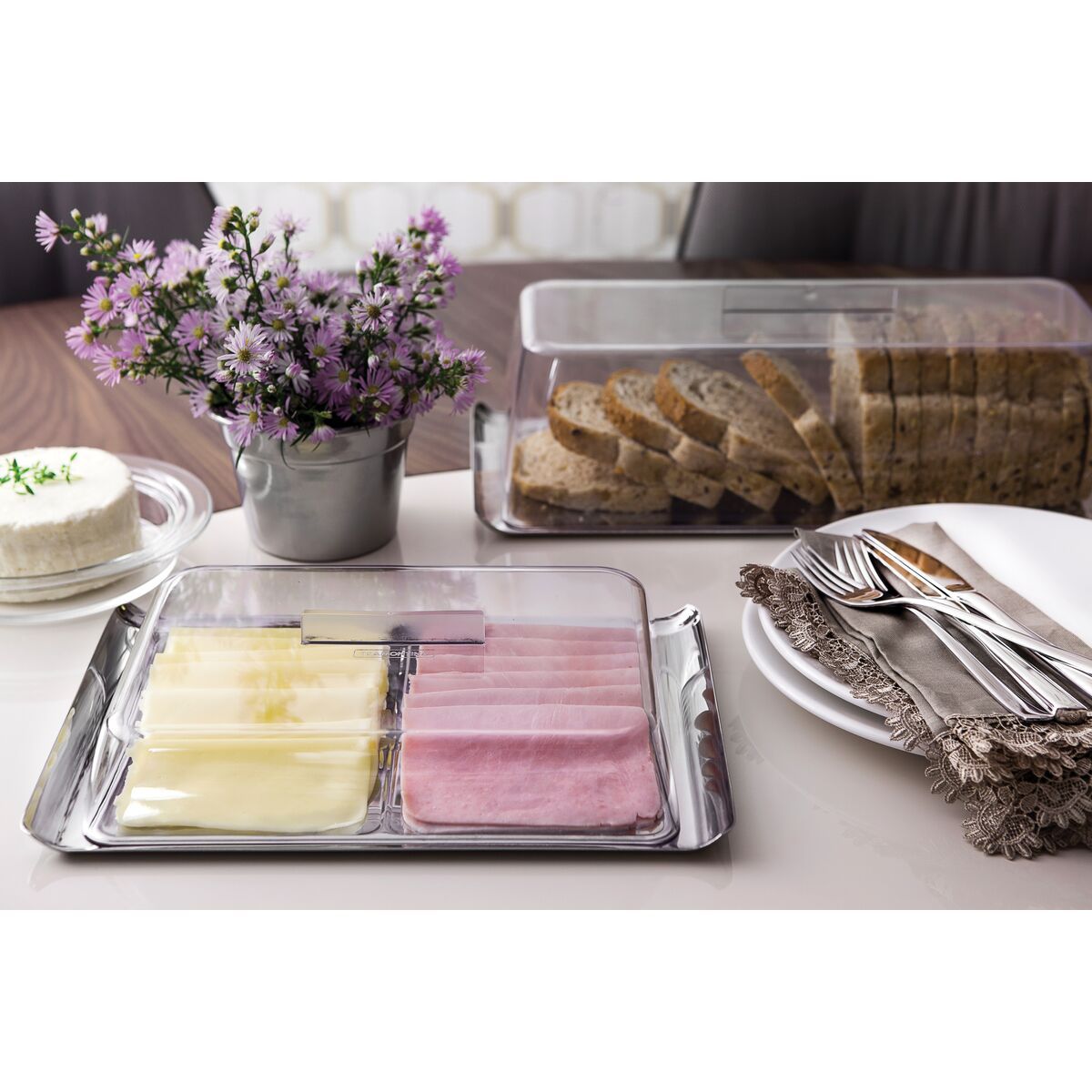 TRAMONTINA - Bandeja para fiambres Tramontina Quadrata de acero inoxidable con cúpula transparente