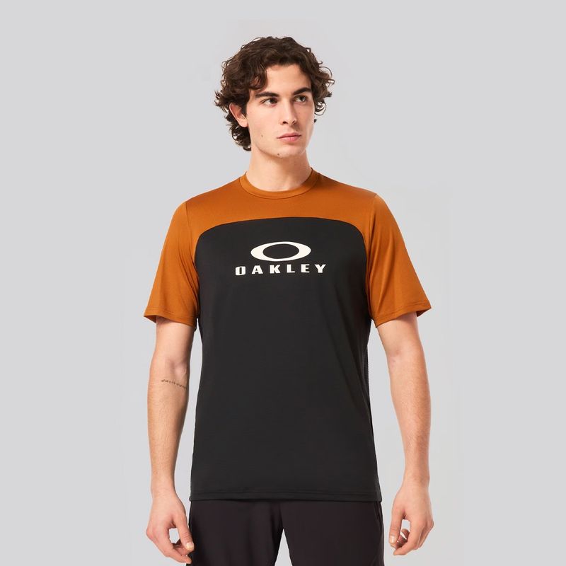 OAKLEY - Polera Hombre Free Ride R Oakley Orange/Blue